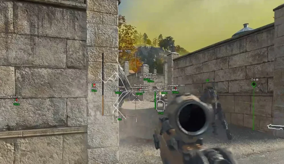 Warzone ESP radar hack overlay marking nearby threats